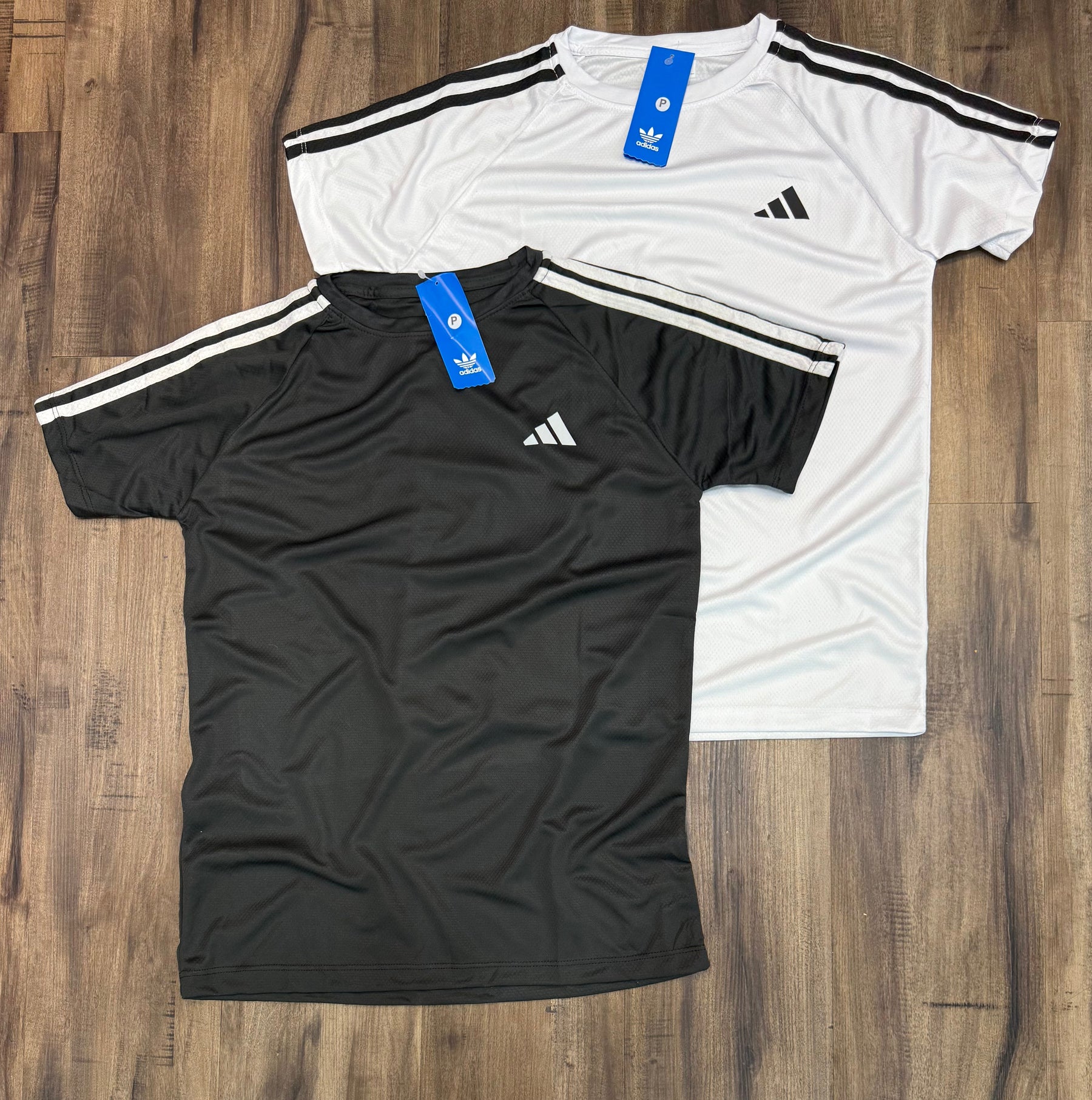 Camiseta adidas retrô 2 unidade
