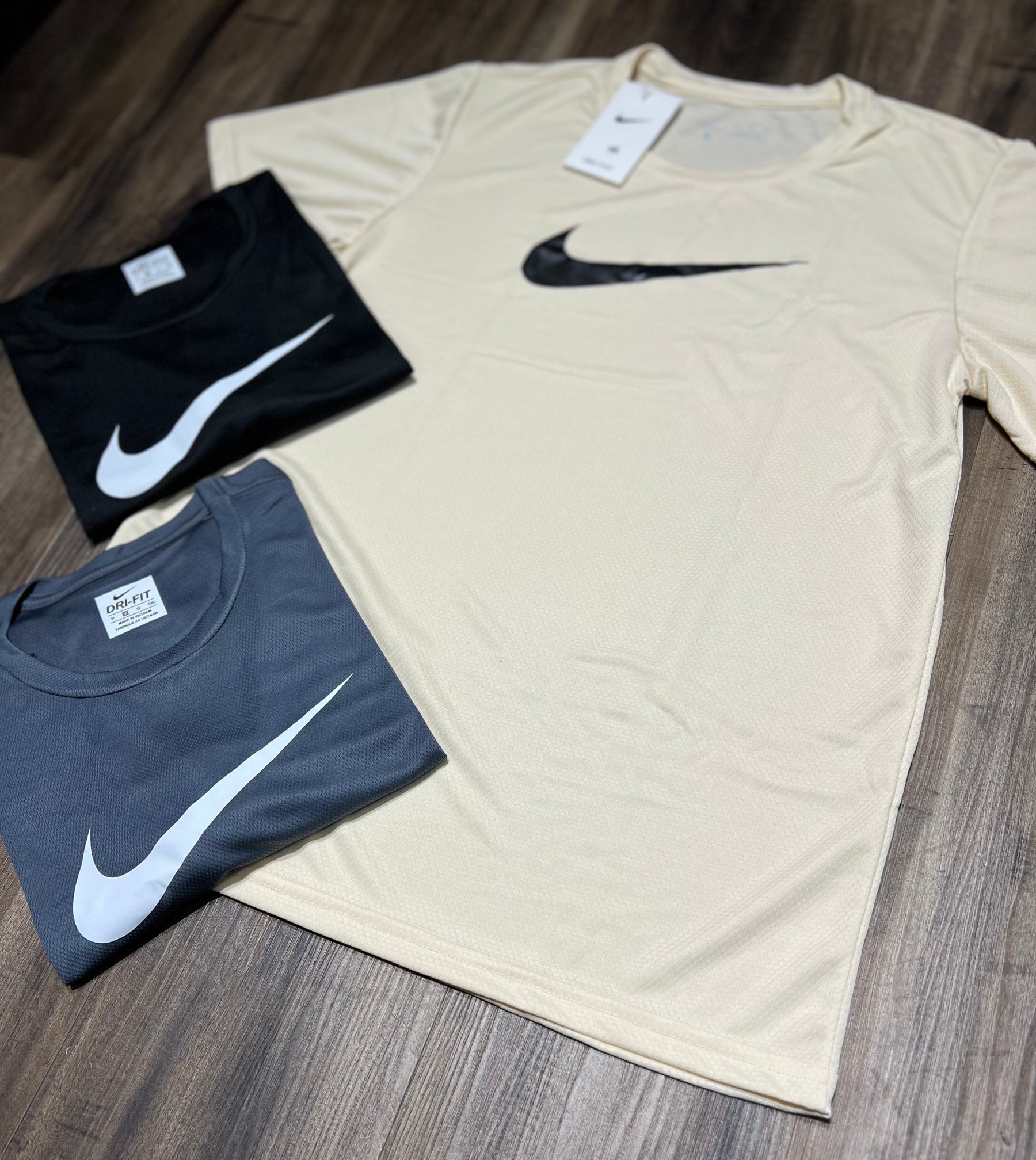 Kit com 3 camisetas nike dri-fit air