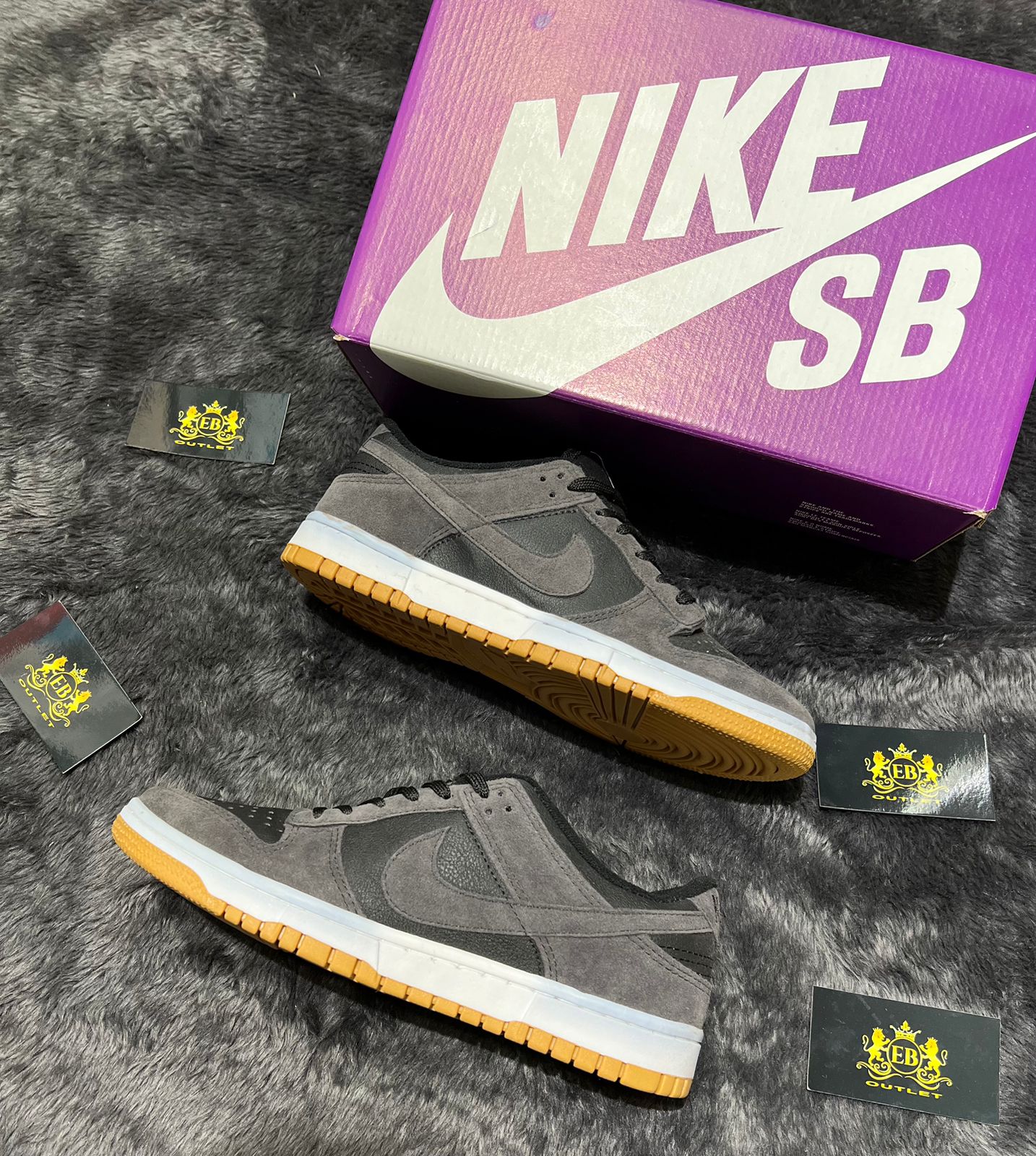 Dunk Low S/M lançamento + relógio de brinde