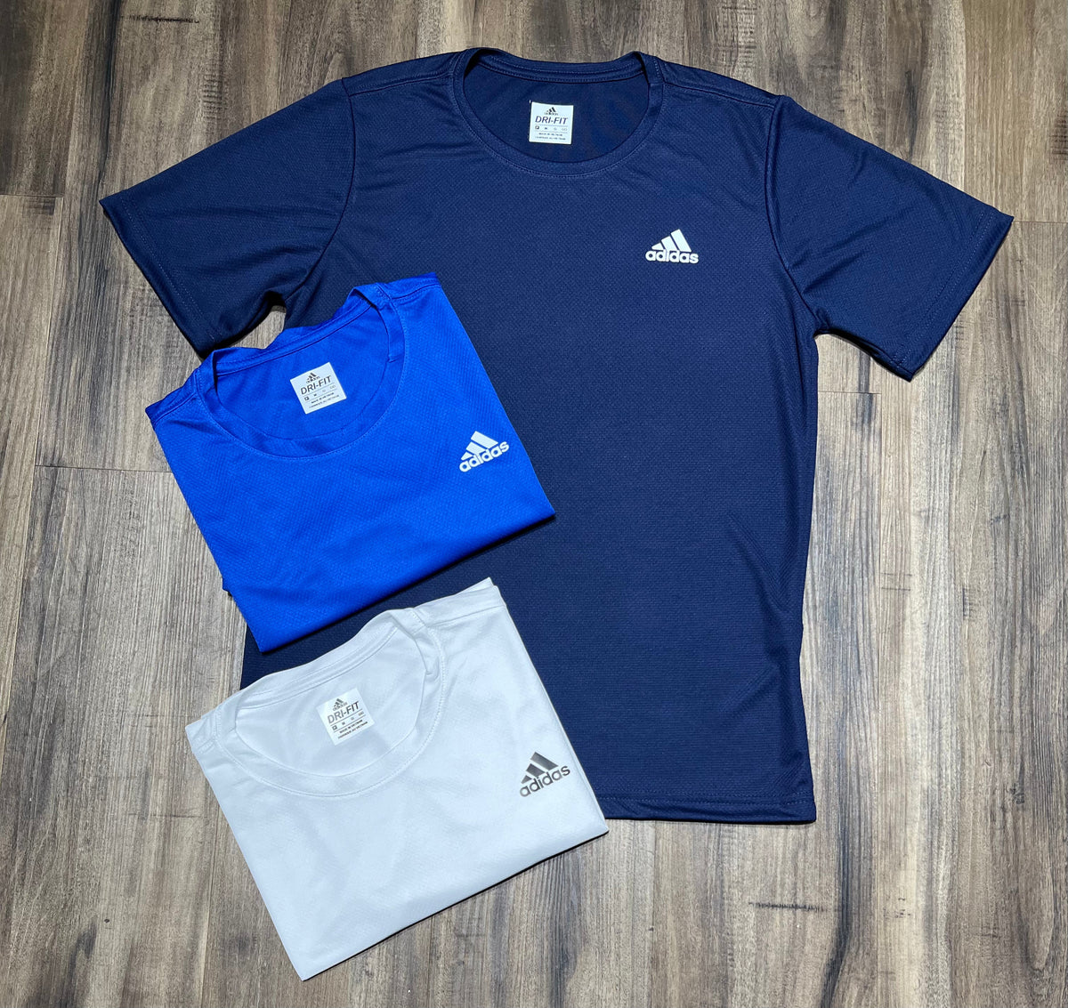 Kit com 3 camisetas adidas dri-fit df
