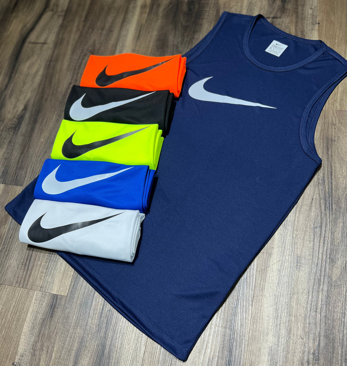 Kit com 6 regatas nike dri-fit