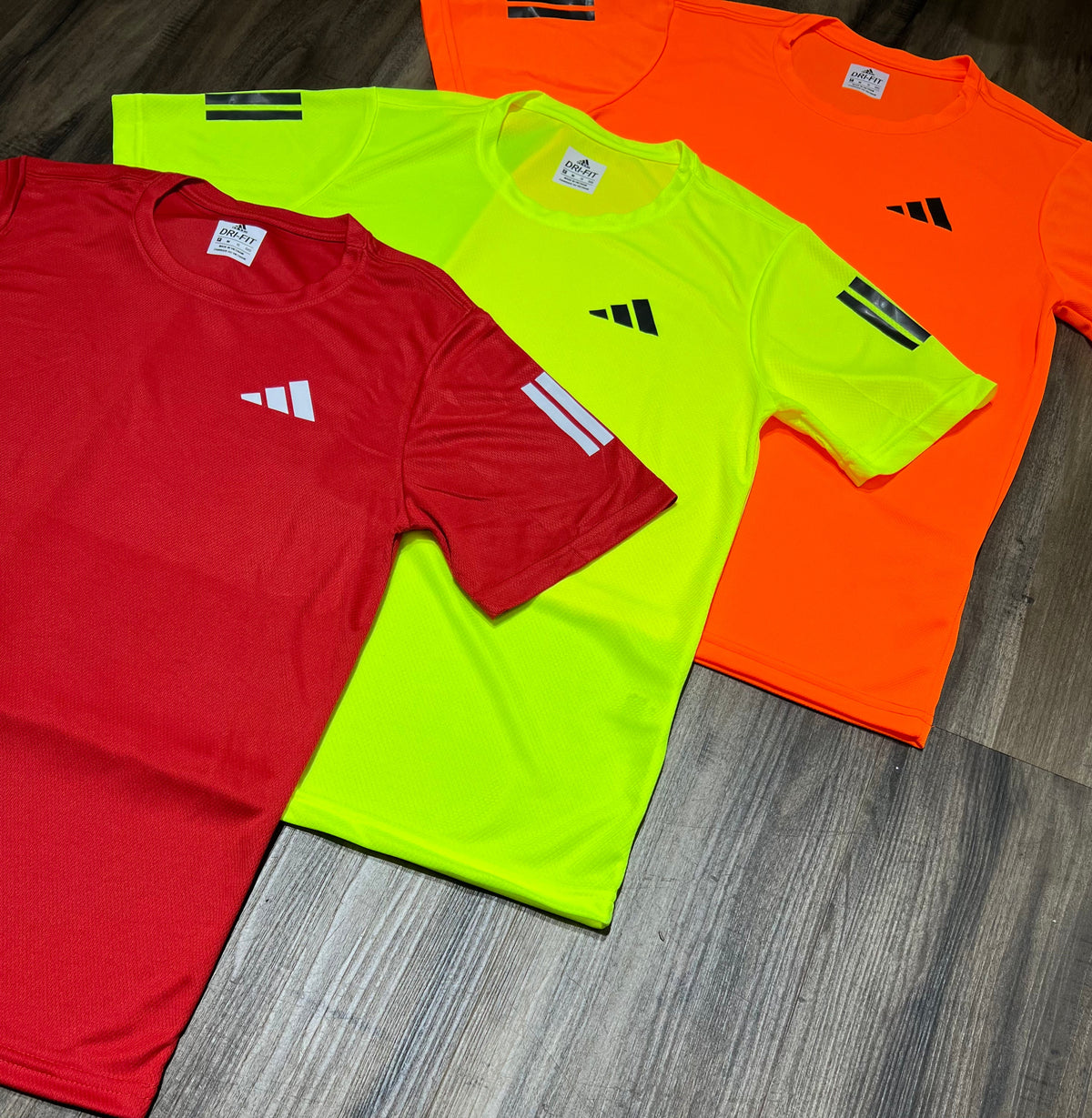 Kit com 3 camisetas dri-fit adidas