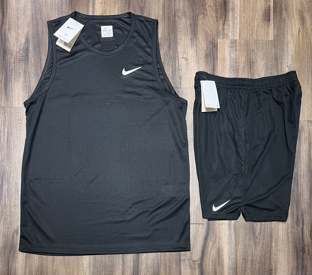 Mega promoção regata e shorts